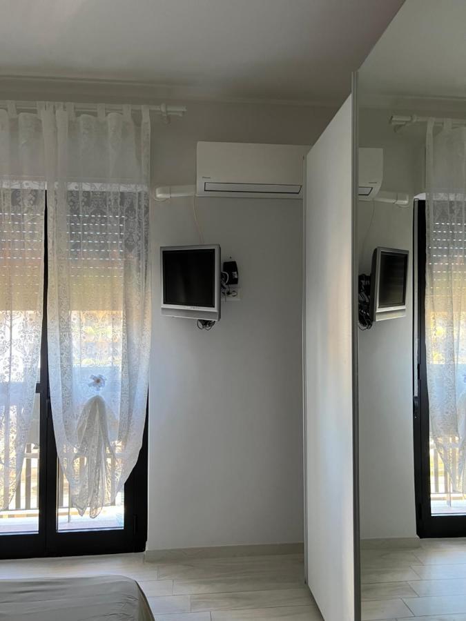 Medeum Apartment Modugno Exterior foto